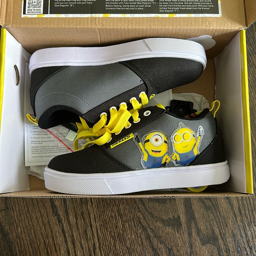 Minions Heelys - Youth Size 2